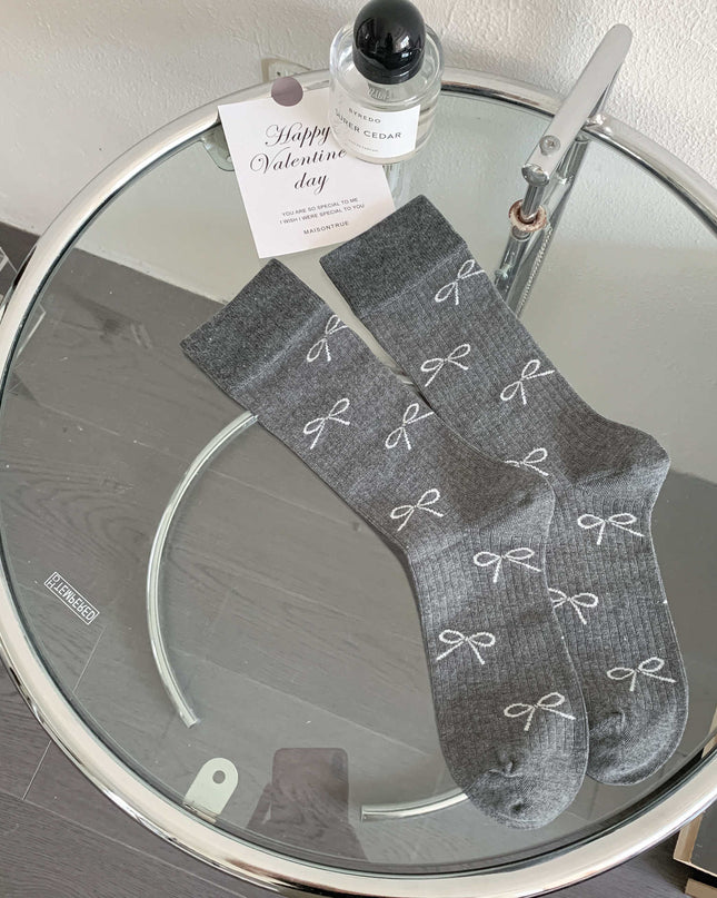 Lockere Socken mit Schleife und mittlerer Wadenlänge für Damen - ellashop.store