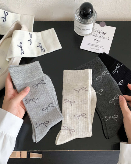 Lockere Socken mit Schleife und mittlerer Wadenlänge für Damen - ellashop.store