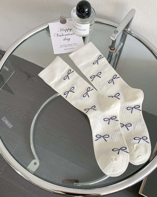 Lockere Socken mit Schleife und mittlerer Wadenlänge für Damen - ellashop.store